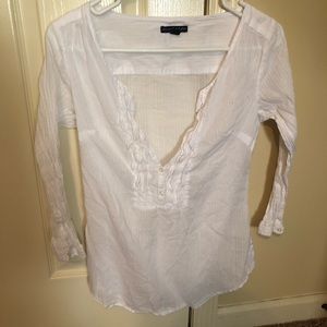 American Eagle Button up- white